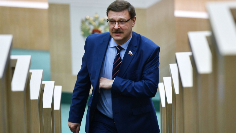 Вице-спикер Совфеда рассказал, от кого зависит выход из мирового кризиса